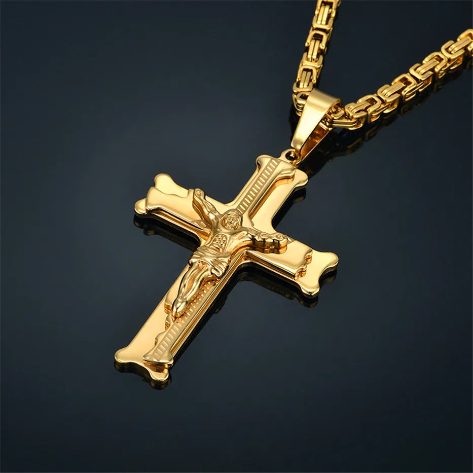 GLD Cross necklace